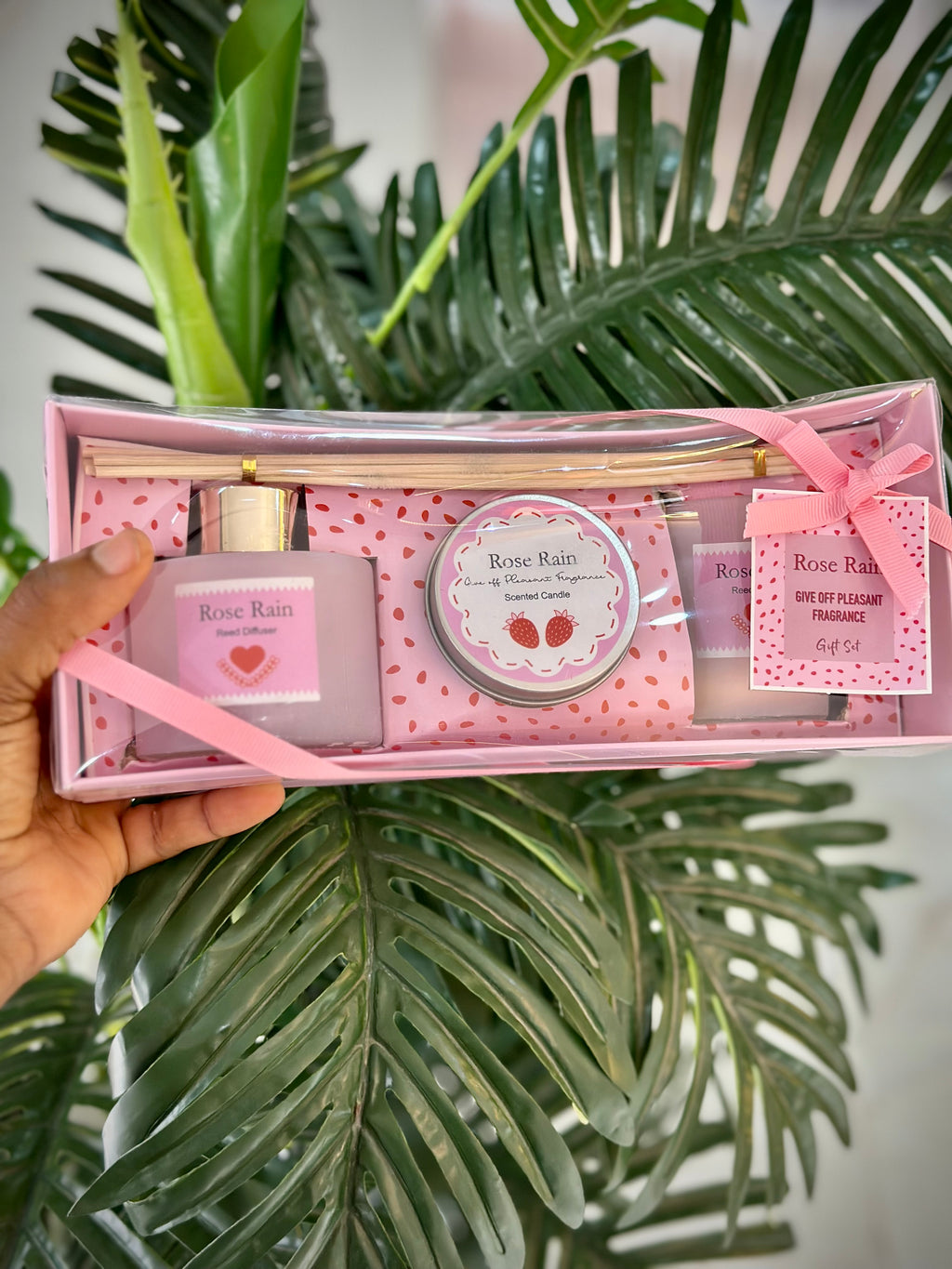 ROSE RAIN GIFT SET