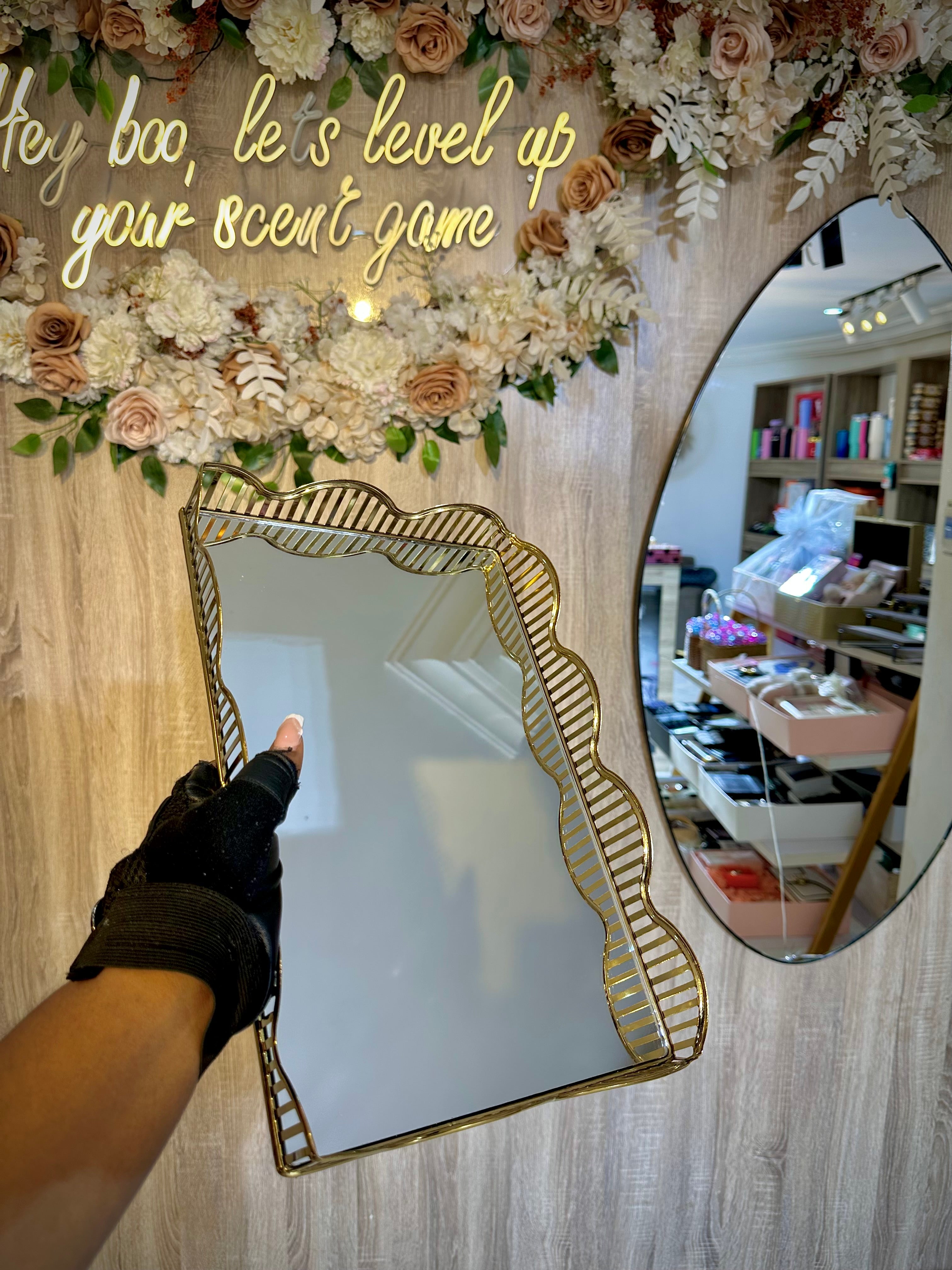 VANITY TRAYS FOR PERFUMES