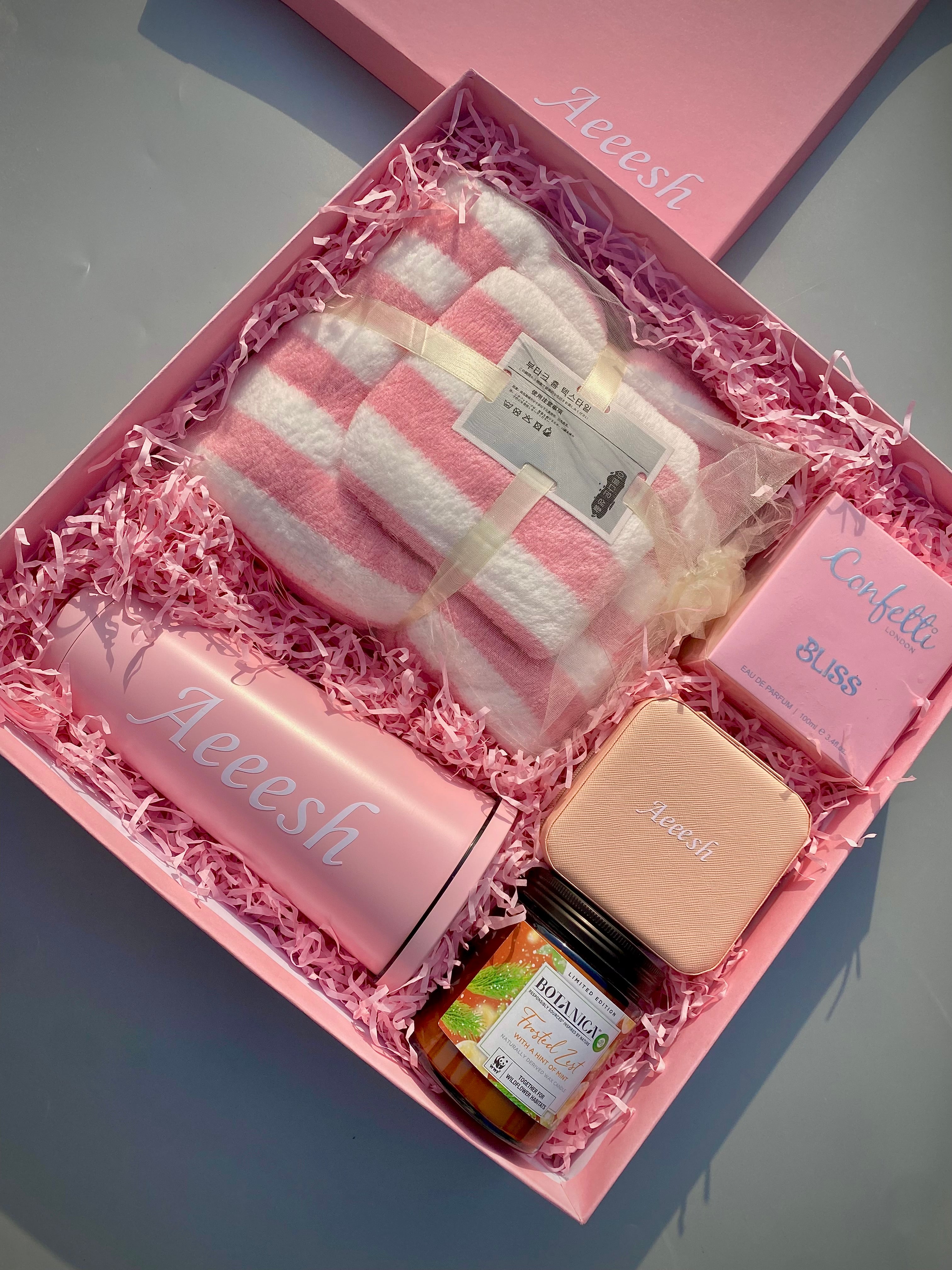 FLUFFY PINK GIFT BOX