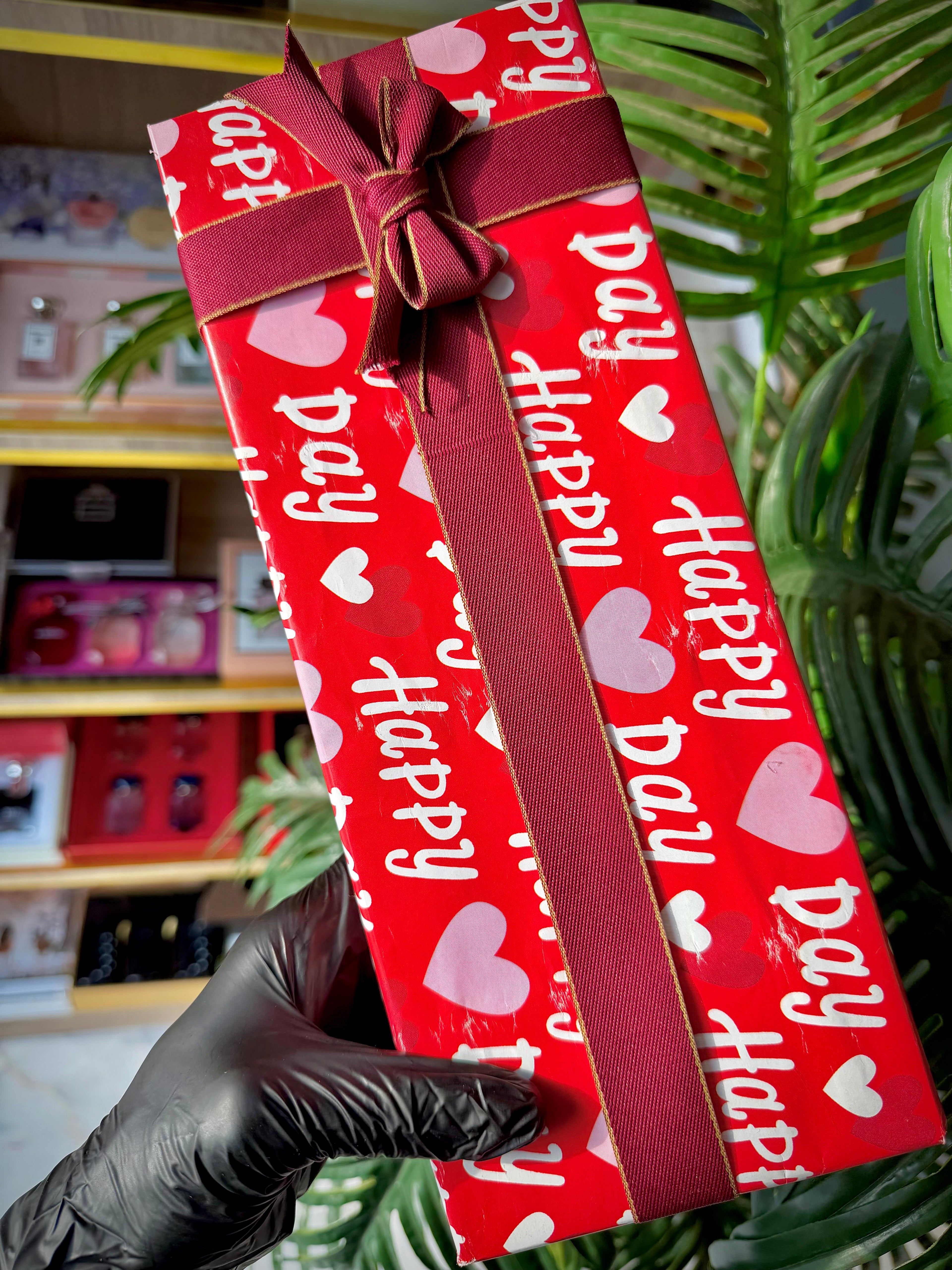 VALENTINE GIFT WRAPPING