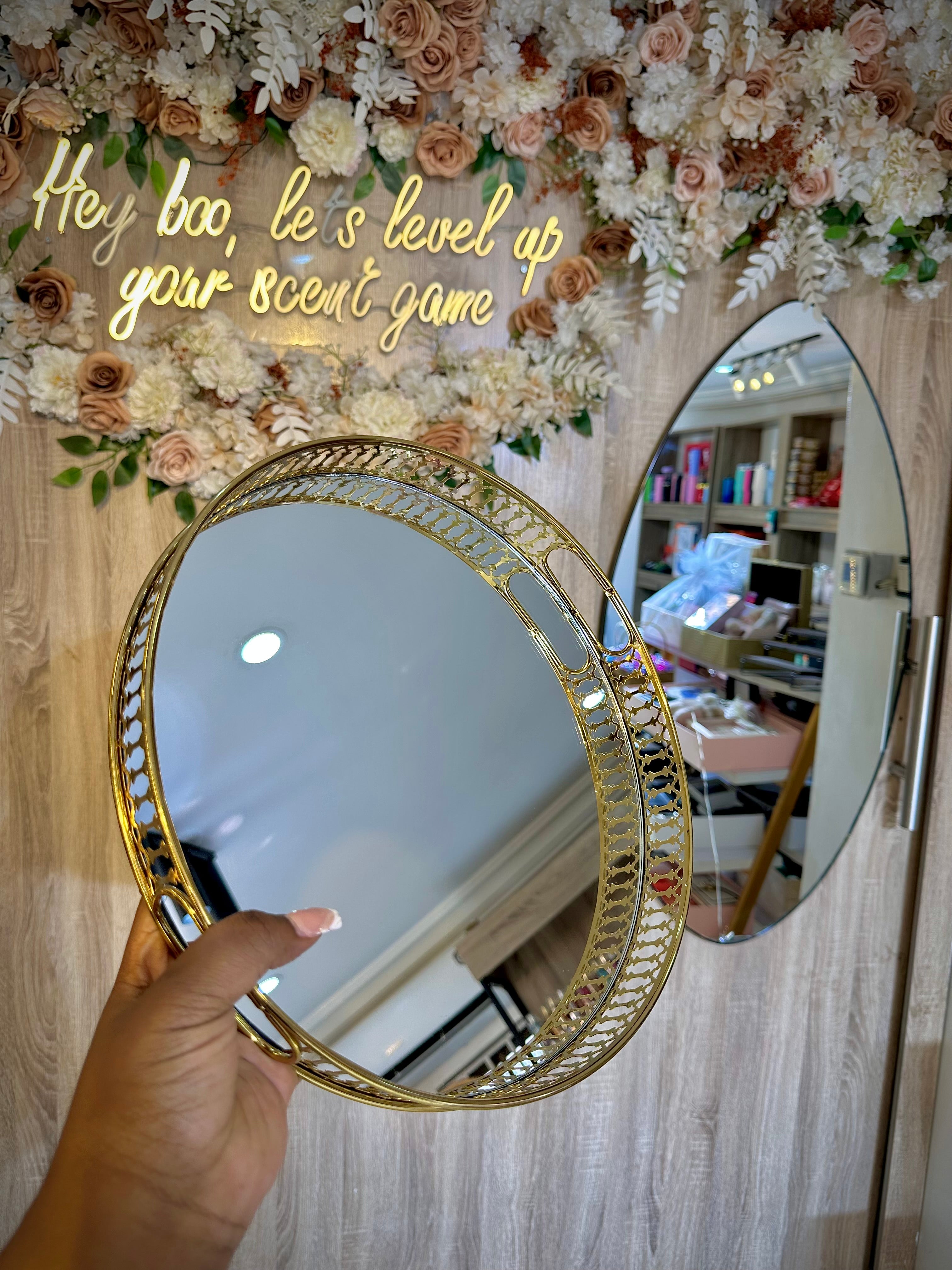 VANITY TRAYS FOR PERFUMES