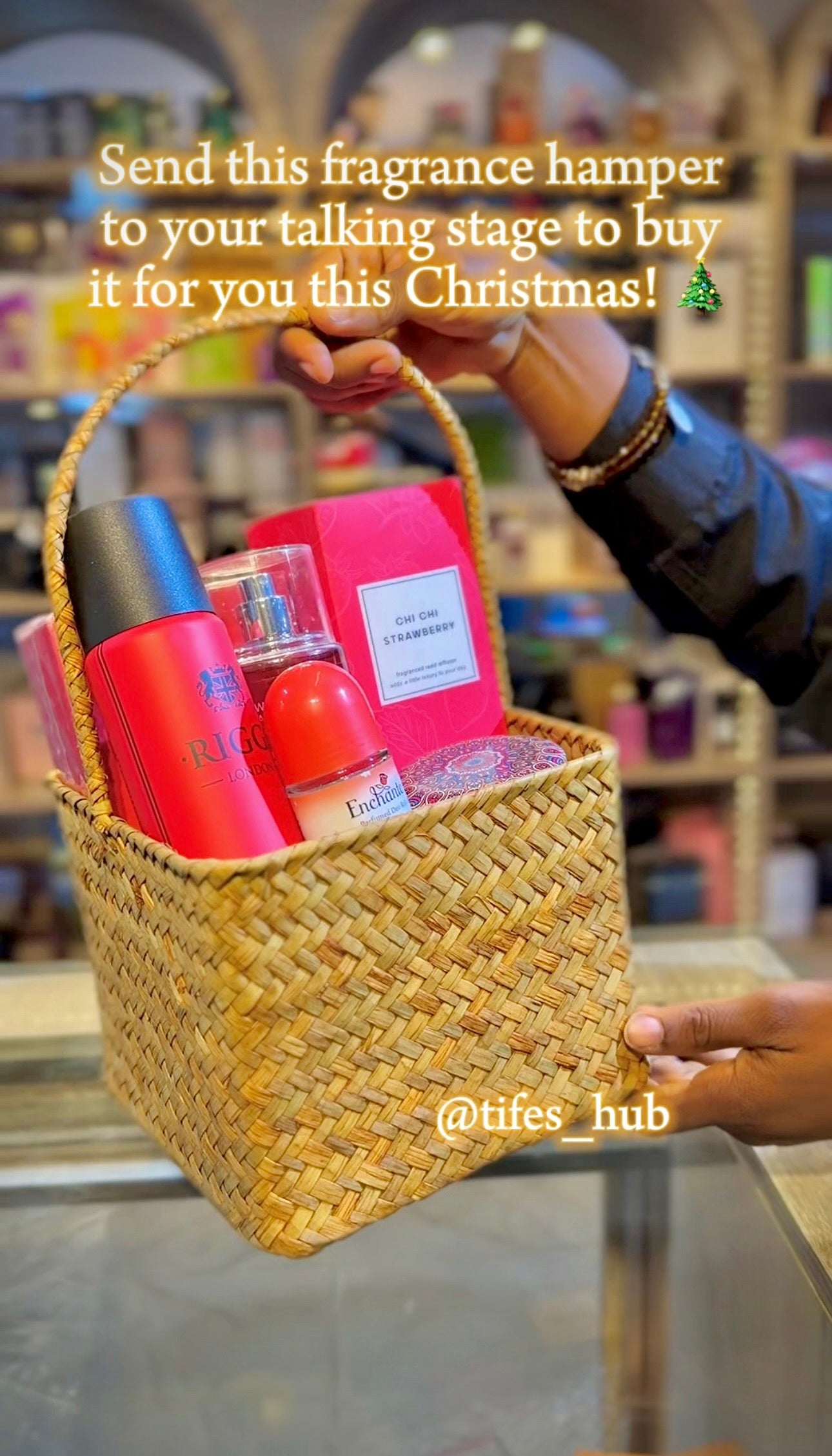 RED FRAGRANCE HAMPER