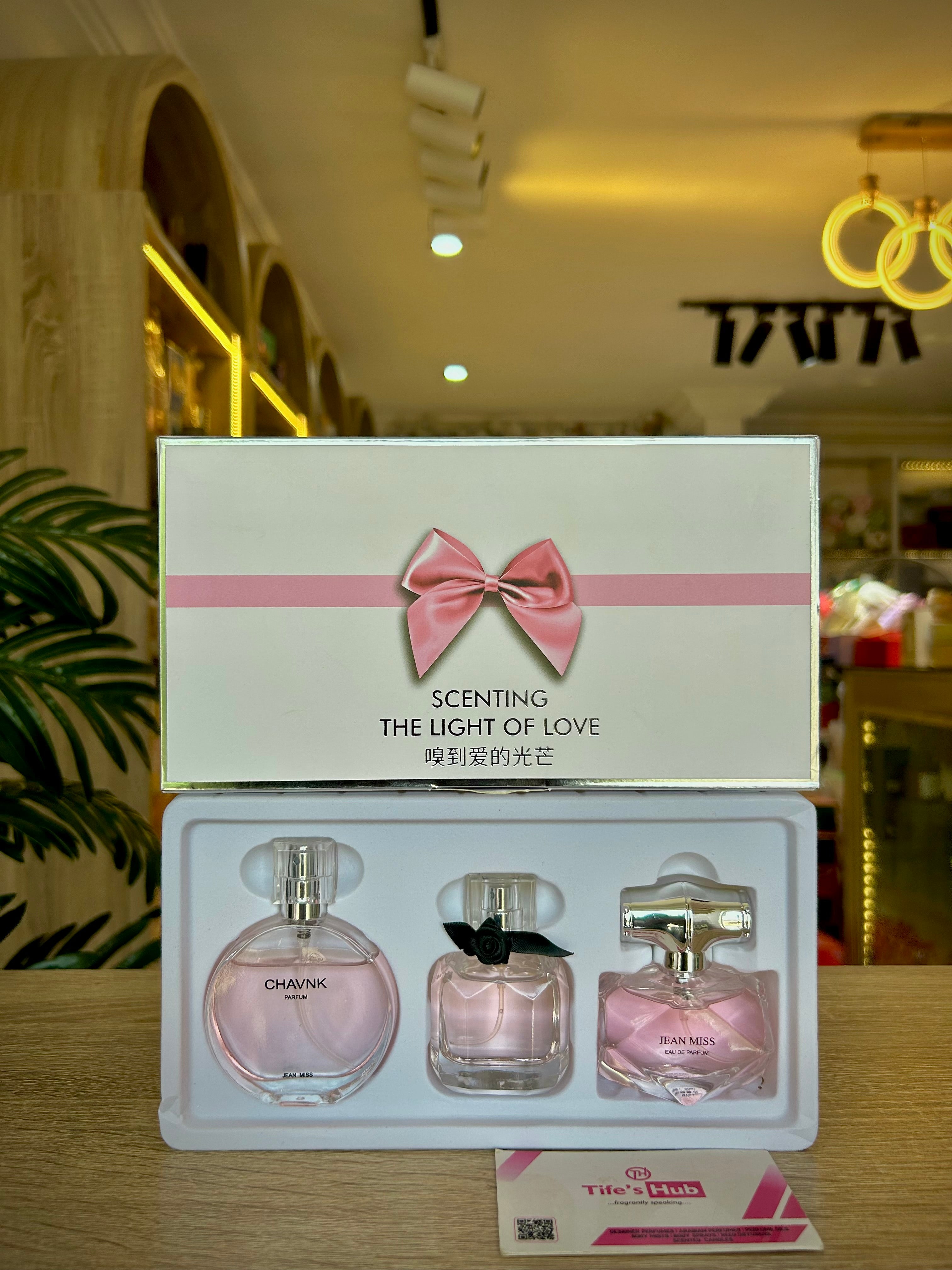 SCENTING THE LIGHT OF LOVE 3in1 GIFT SET