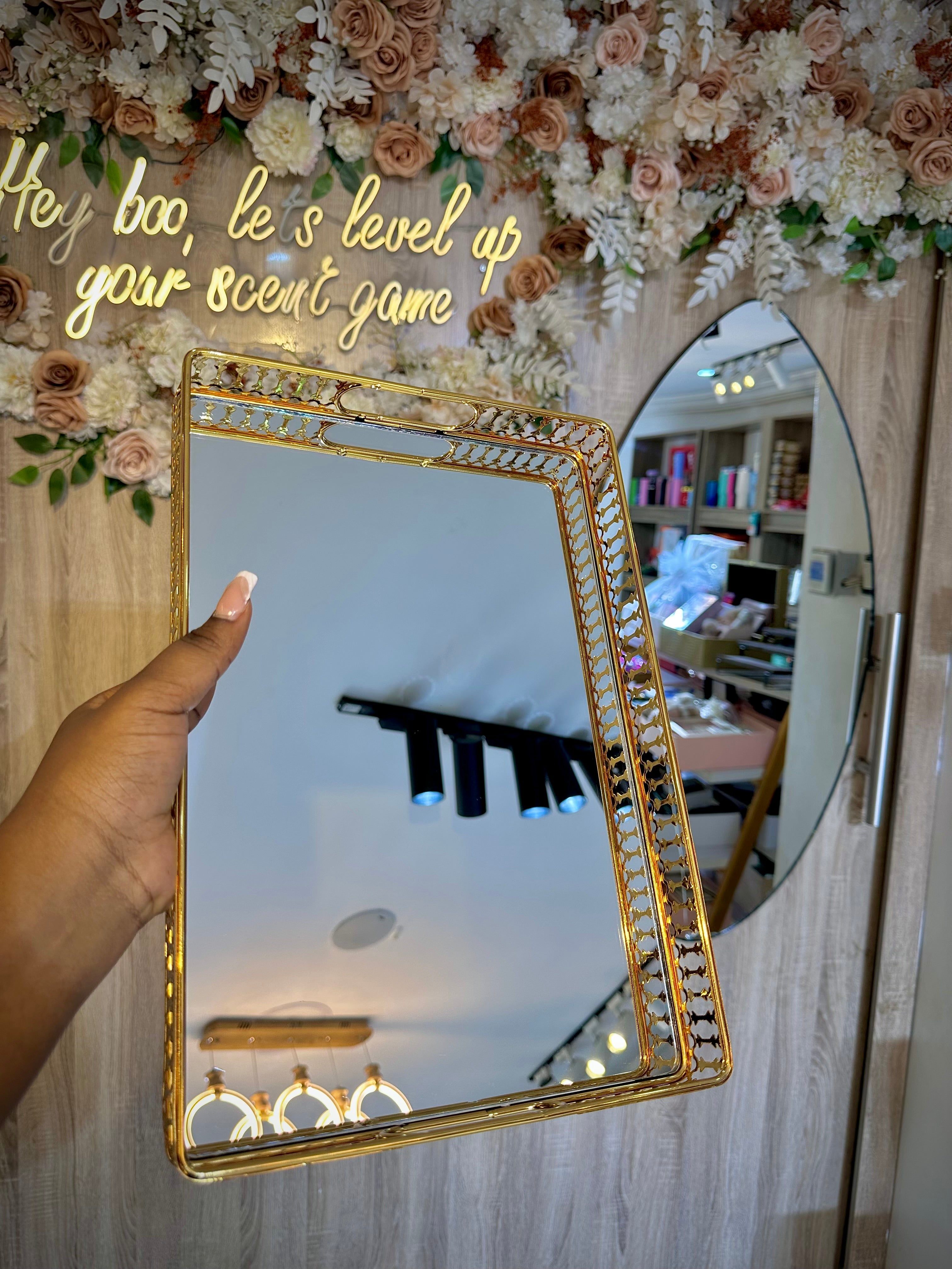 VANITY TRAYS FOR PERFUMES