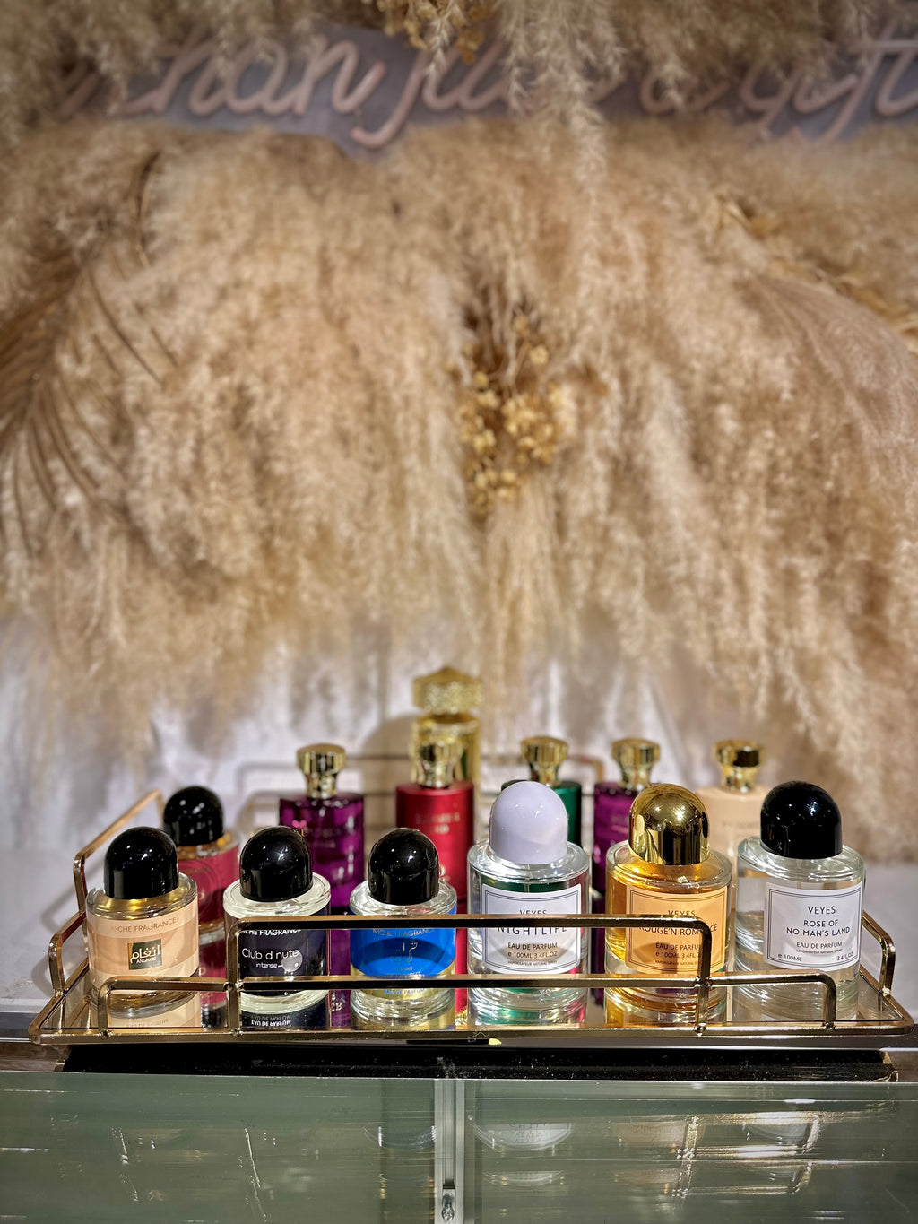 VANITY TRAYS FOR PERFUMES