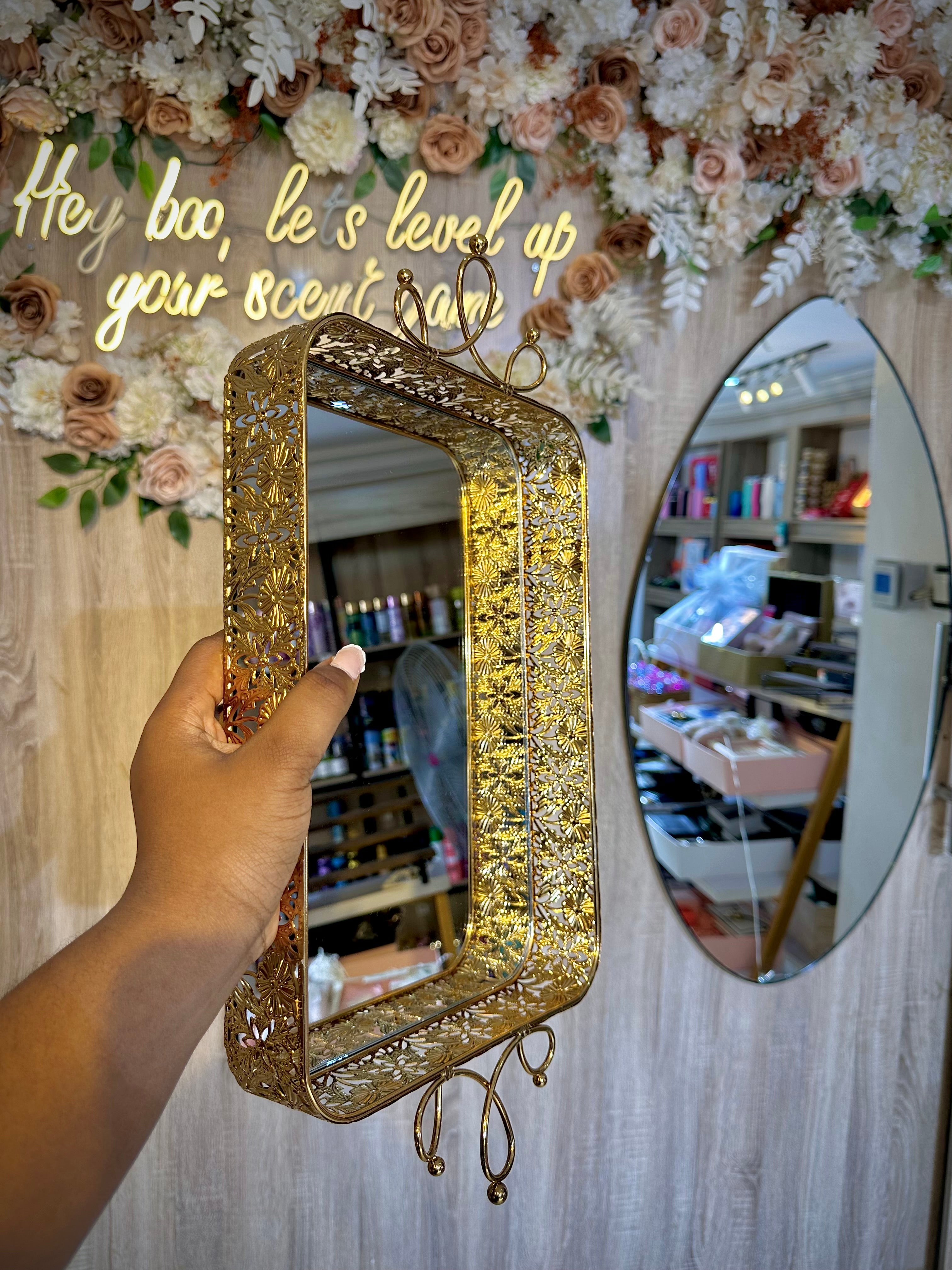 VANITY TRAYS FOR PERFUMES