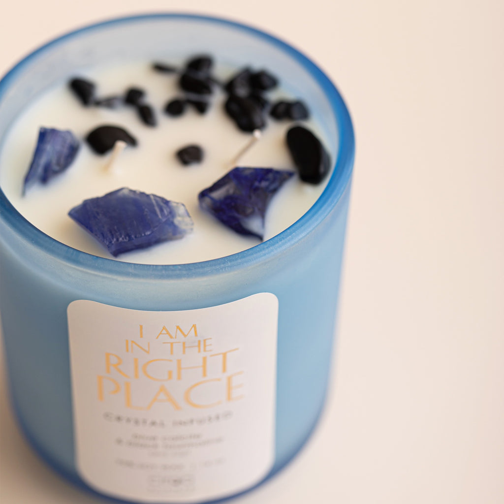 I AM IN THE RIGHT PLACE CRYSTAL INFUSED CANDLE 350g