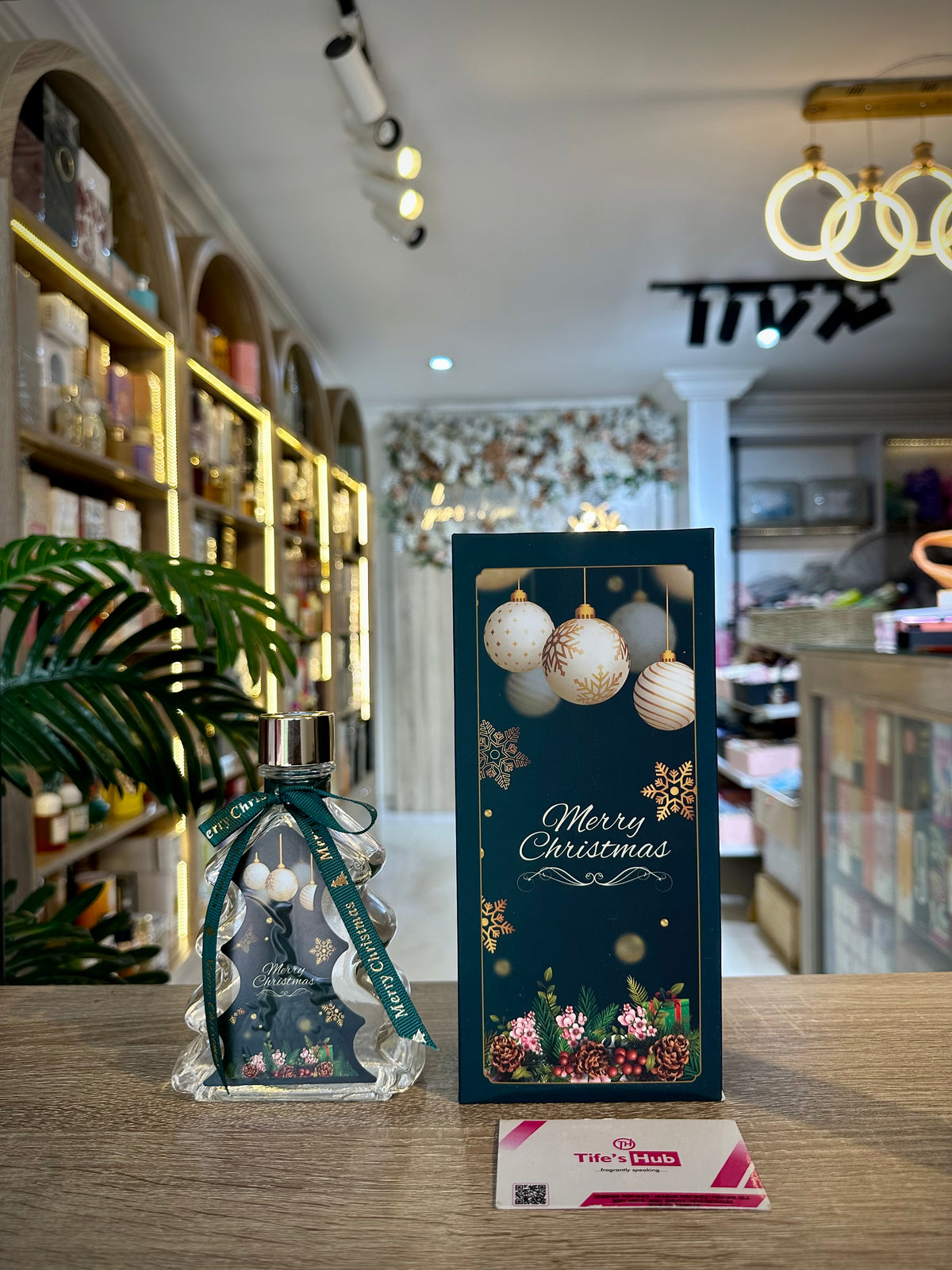 MERRY CHRISTMAS REED DIFFUSERS