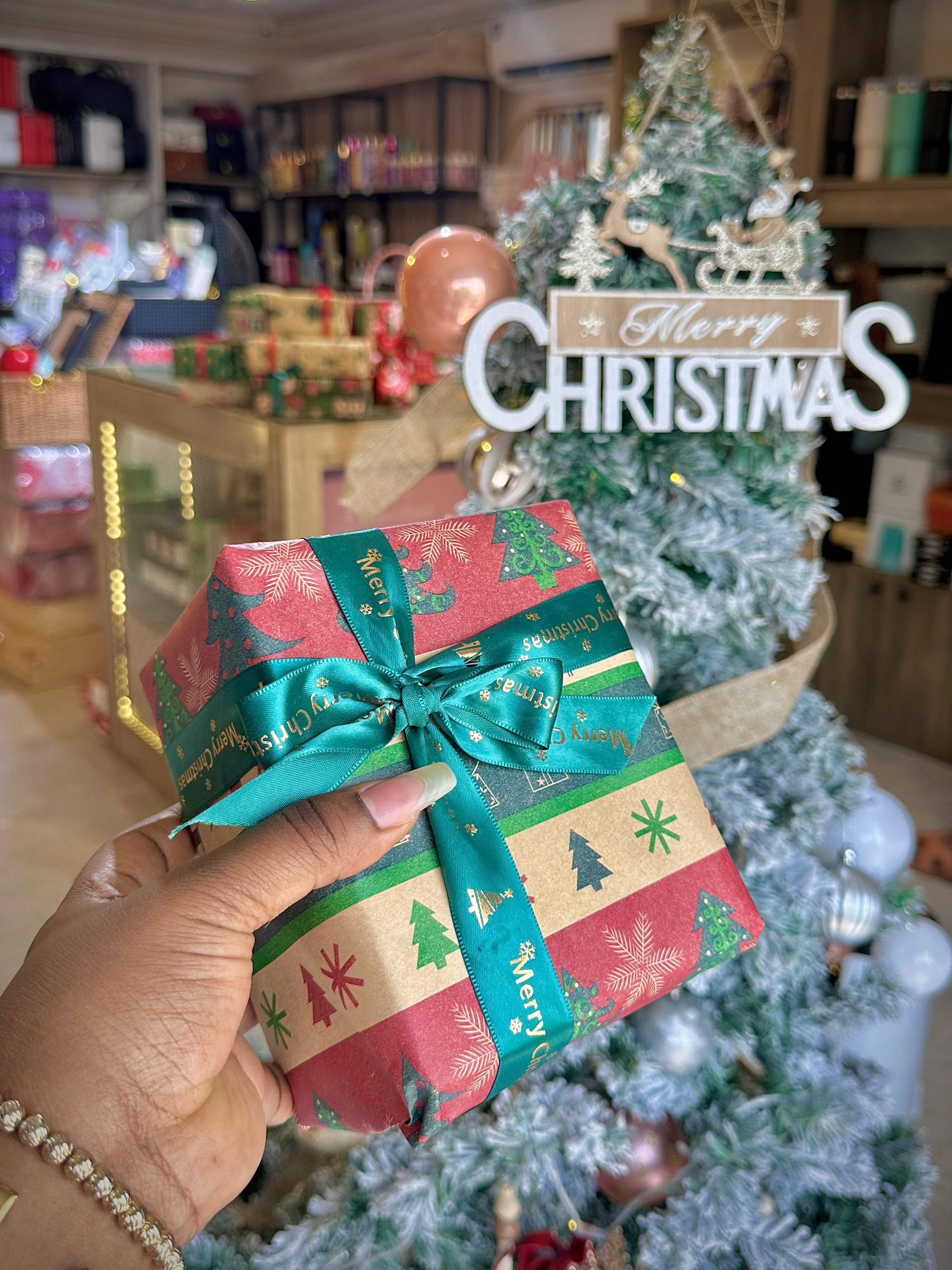 CHRISTMAS GIFT WRAPPING 🎁