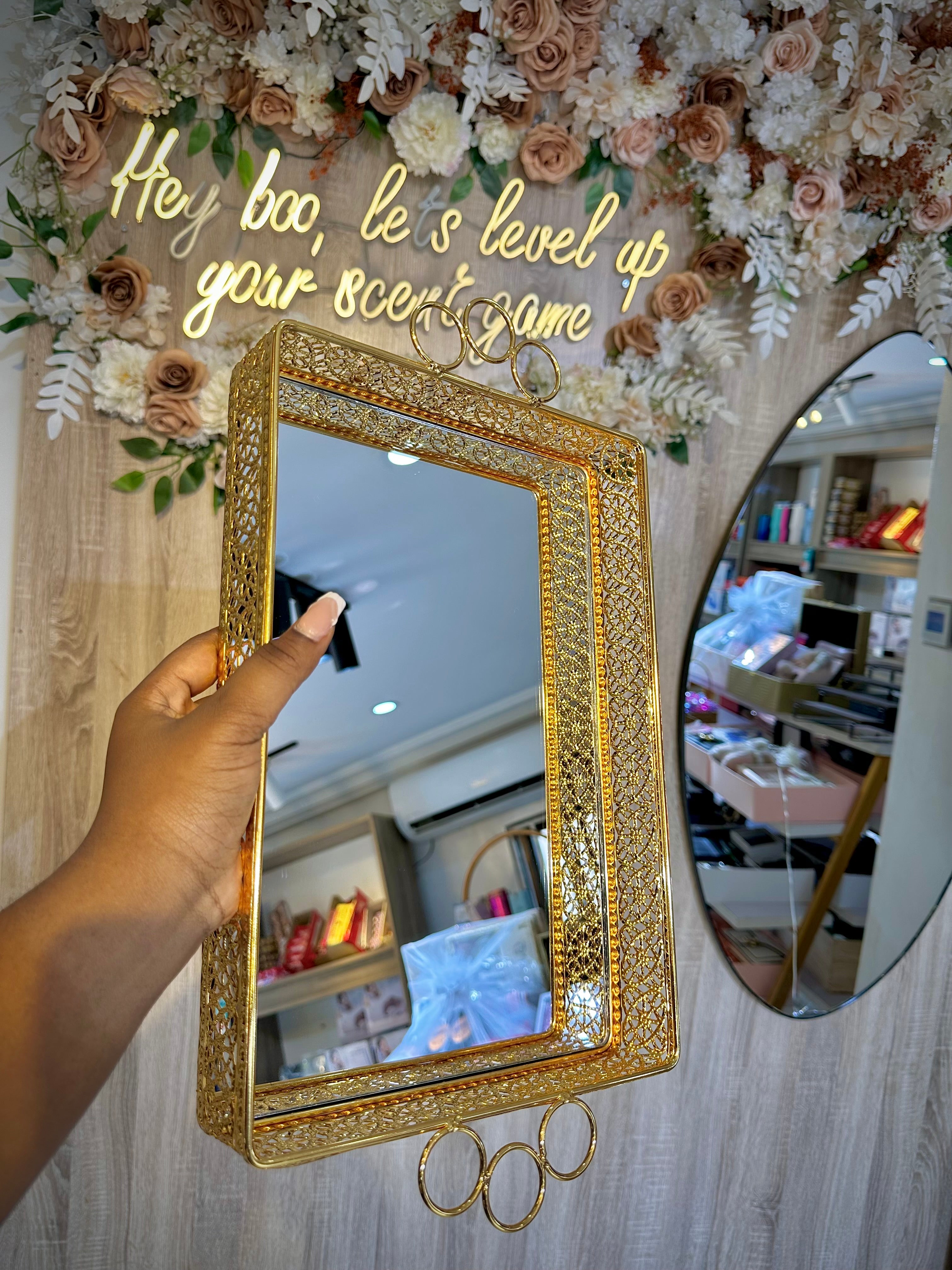 VANITY TRAYS FOR PERFUMES