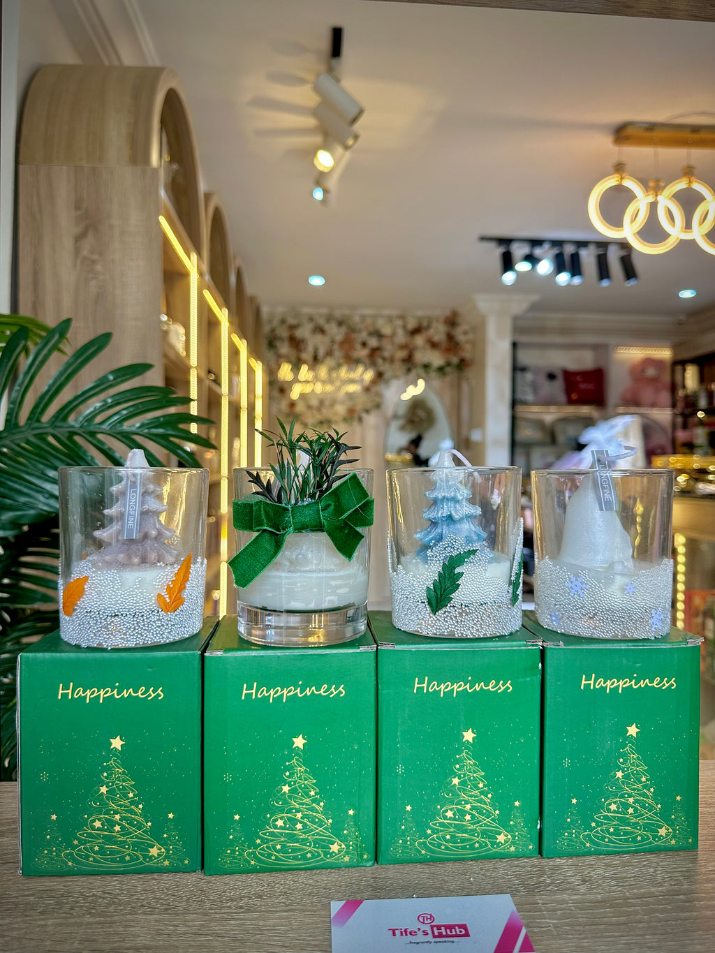 CHRISTMAS SCENTED CANDLE