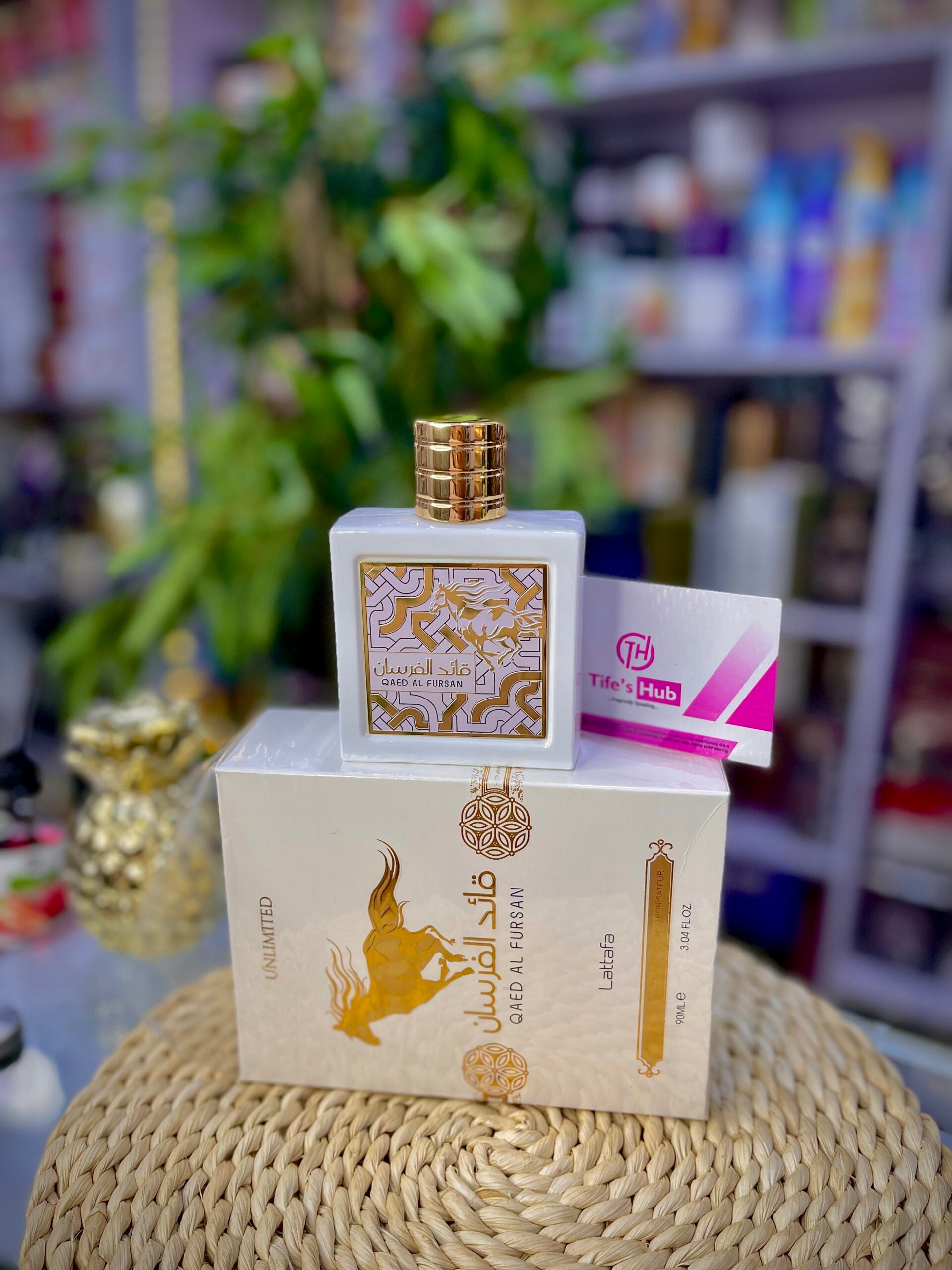 QAED AL FURSAN WHITE