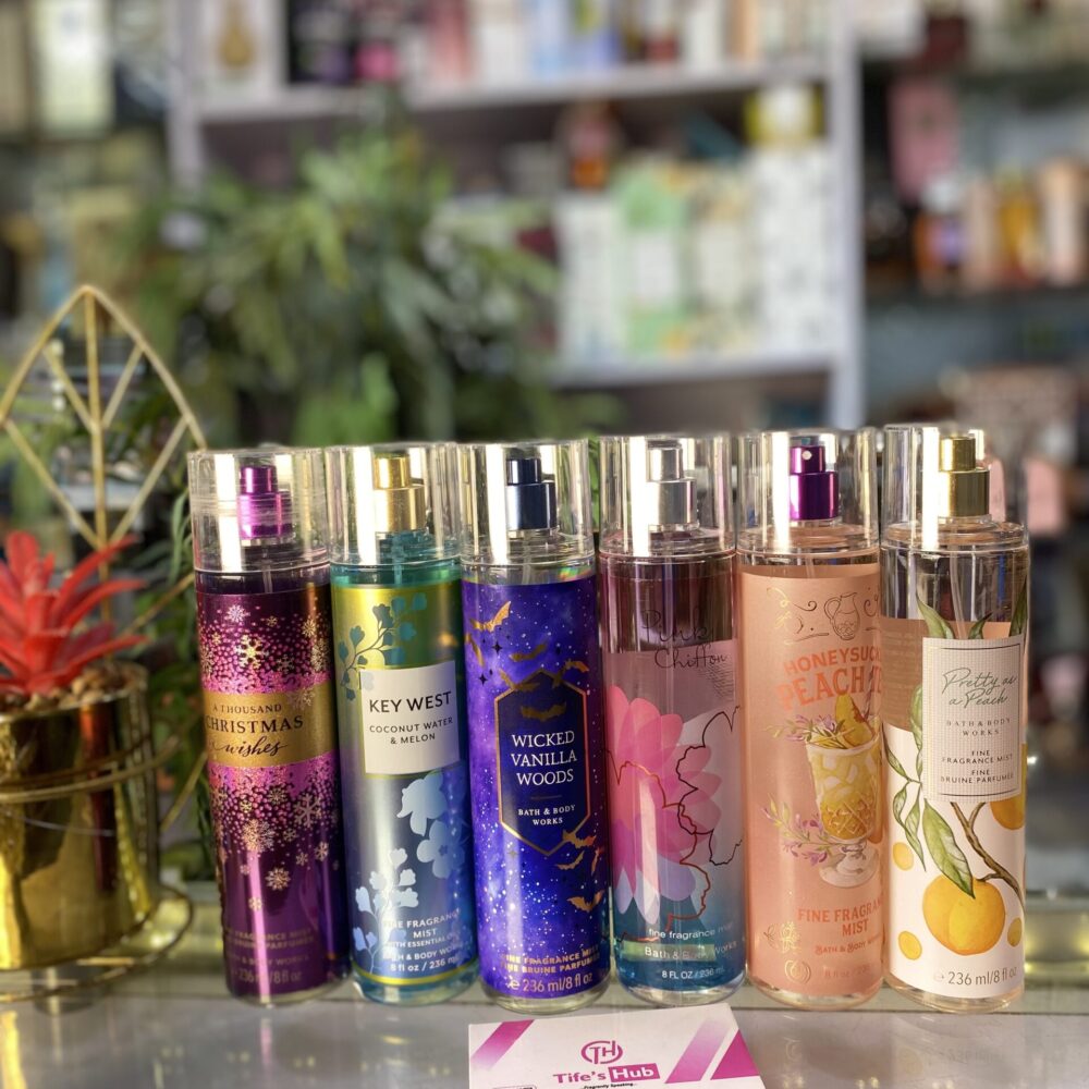BATH AND BODY WORKS