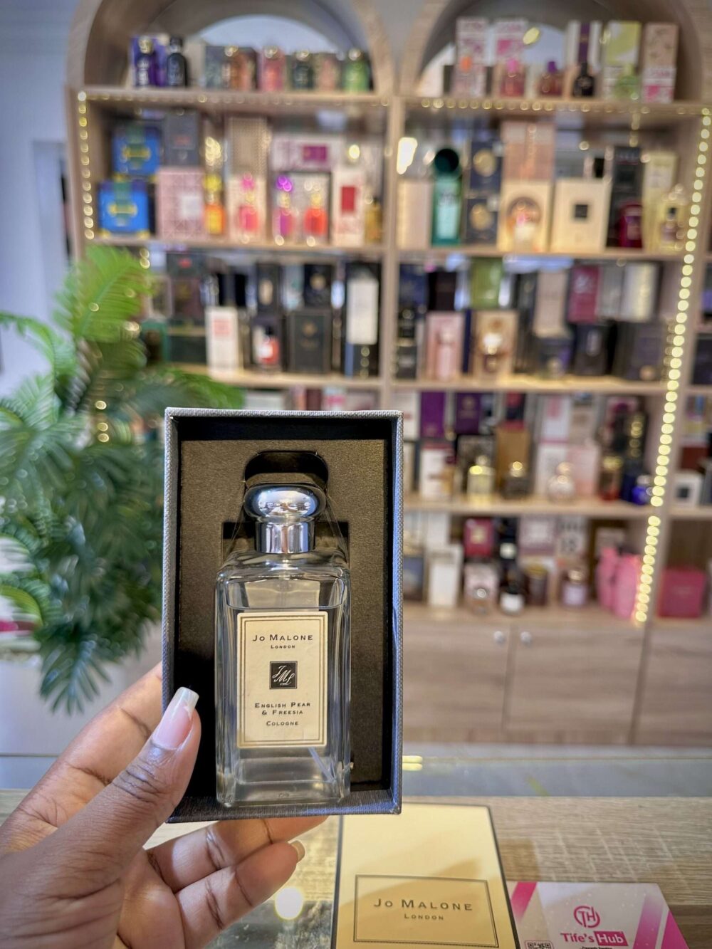 JO MALONE ENGLISH PEAR & FREESIA